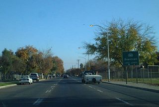 Prior to the completion of the freeway across Fresno, SR 180 followed a couplet of Tuolumne Street east and Stanislaus Street west between A Street and what was SR 41 (P Street) through Downtown. SR 180 eastbound follows Amador Street from Whitesbridge Avenue onto A Street south. Ground level guide signs preceded the turn of SR 180 east from A Street onto Tuolumne Street.