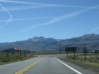 The only shield found on southbound California 182 is posted here at the southern terminus. This end shield is posted prior to the U.S. 395 intersection.