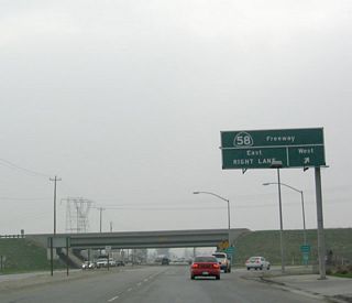 The only interchange along California 184 is with the California 58 freeway east of Bakersfield. The first right connects to California 58 west to California 99; the second right connects to California 58 east to Tehachapi.