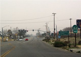 South of California 178, California 184 heads southwest to the intersection of Niles Street (former California 178) and Morning Drive. California 184 turns due south on Morning Drive, while Niles Street continues straight ahead into downtown. More than likely, California 178 used to be routed along Niles Street before the freeway was constructed.