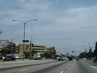 California 187 ends at the intersection with Cadillac Avenue. No end shield is posted.