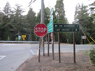Westbound California 189 ties into Lake Gregory Drive adjacent to California 18 (Rim of the World Highway). Lake Gregory Drive northwest leads to Lake Gregory at Crestline.
