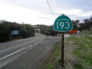 The western segment of California 193 begins at Interstate 80 in Newcastle (at Exit 116) and travels west to California 65 at Lincoln. This is the first reassurance shield for California 193 west, which briefly follows Old U.S. 40.
