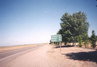 Eastbound California 198 mileage sign after Interstate 5.