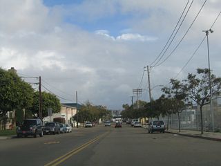 Canon Street proceeds southeast into the Roseville neighborhood of the Point Loma community and passes by Cabrillo Recreation Center ahead of Rosecrans Street.