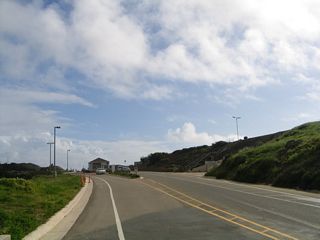 The end shield for SR 209 on Cabrillo Memorial Drive was gone by 2005. A fee station follows for admission into Cabrillo National Monument.
