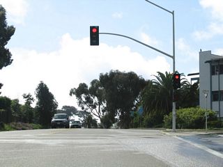 Turning south from Point Loma Avenue, Canon Street advances to traffic lights at Talbot Street.