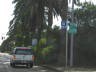 Catalina Boulevard south ahead of Wilcox Street east and Lomaland Drive west.