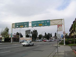 Shortly thereafter, northbound California 238 splits with California 185. The left two lanes will follow Mission Boulevard and California 185 north, while the right two lanes continue north on California 238 (Foothill Boulevard) to meet Interstate 580 in unincorporated Alameda County.