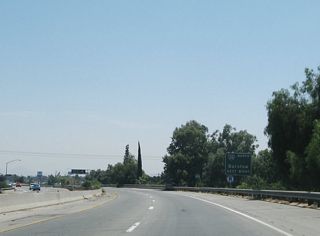 Highland Avenue west links SR 259 south with Interstate 215 northbound.