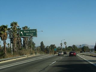 The former left exit for Base Line Street on SR 259 southbound.