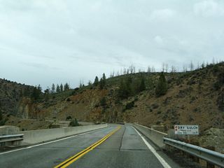 California 263 next crosses Dry Gulch on a 1929 concrete arch bridge.