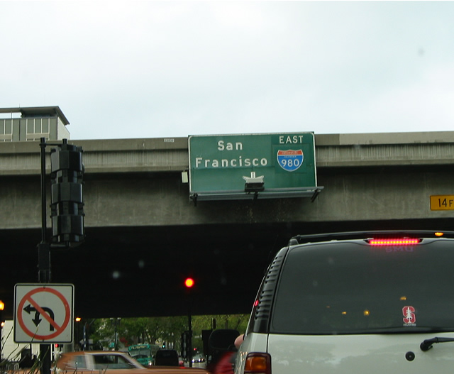 Temporary I-980 sign for I-880 in Oakland, CA