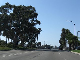 Harbor Scenic Drive carries three northbound lanes until it splits with Queens Way north to Downtown Long Beach.