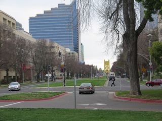The west end of Capitol Mall ties into the Tower Bridge.