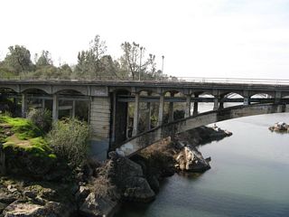 The Rainbow Bridge as seen from the adjacent historic truss bridge.