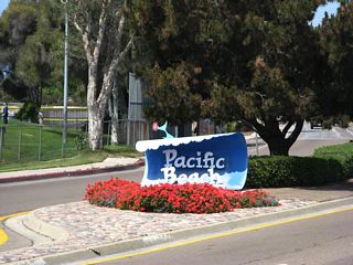 The first of two entry monuments for Pacific Beach is located on Grand Boulevard westbound after Mission Bay Drive.