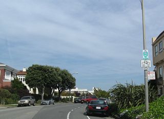 After turning east, San Francisco Bike Route 95 continues along El Camino del Mar.