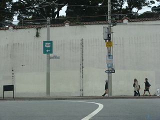  Advancing toawrd Fort Mason, North Point Street turns south onto Van Ness Avenue.