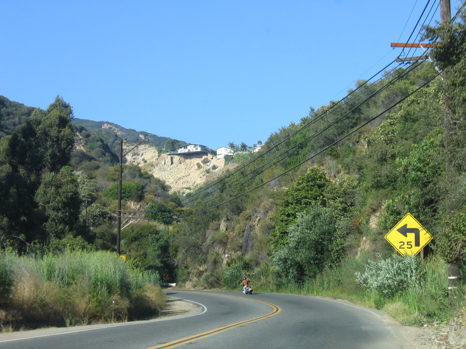 Southern California Regional Rocks and Roads - SR-27: Topanga Canyon Blvd /  Road