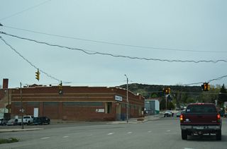 Business Loop I-25 was referenced from I-25 southbound for Exit 14B, which links with Colorado Avenue west ahead of the five point intersection with Arizona Avenue and Commercial Street south.