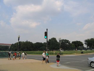Jefferson Drive SW begins at 15th Street SW just east of the Washington Monument. Jefferson Drive flows east along the National Mall to 3rd Street SW.