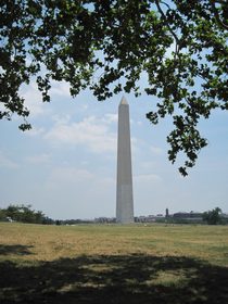 The Washington Monument comes into at the southeast corner of 17th Street NW and Constitution Avenue NW.