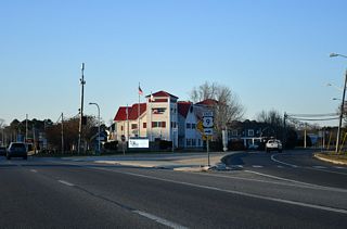 Providing a cut off from SR 1 north to U.S. 9 east, Kings Highway (Rd 268) branches 0.33 miles north from Coastal Highway.