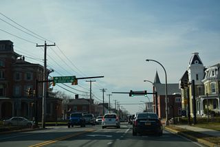 Kings Highway SW splits with SR 8 as Division Street resumes west to State Street. State Street represents one of two main routes north through Downtown Dover. It extends north across Silver Lake as U.S. 13 Alternate to Dover Downs.