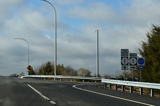 SR 1 (Bay Road) is a limited access highway traveling north to the Dover AFB Main Gate, the capital city of Dover and I-95 near Christiana in the greater Wilmington area.