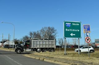 The southbound entrance ramp to I-495 serves both the Port and interests from Downtown Wilmington as the freeway leads west toward I-95 and I-295 near Newport.