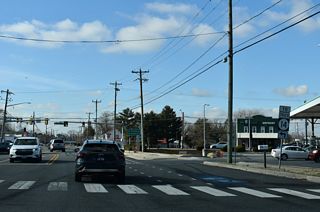 A Truck Route for SR 14 circumvents Downtown Harrington along a combination of U.S. 13 south, Tower Hill Road west and Farmington Road north. Signage posted on SR 14 west includes incorrect TO banners, since SR 14 Truck actually overlaps with U.S. 13.