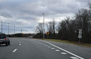 SR 15 parallels SR 71 to the west through suburban areas south into Middletown. An interchange is planned to link the north end of SR 15 with SR 71/896.