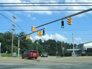 Span wire assemblies at the intersection of Apple Road and S Main Street (SR 896) were replaced with mast arm assemblies in 1994.