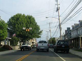 Shields for SR 2/273 formerly posted along Chapel Street ahead of E Main Street.