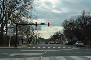 Jackson Street lowers to intersect 4th Street (SR 9) adjacent to an exit ramp from I-95 south.