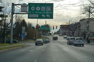 Replaced by 2022, this overhead directed motorists originating from I-95 south onto SR 48 (MLK Boulevard) east to SR 4 (Maryland Avenue).