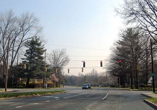 Lee Boulevard meanders north from U.S. 13 Business (Philadelphia Pike) through Brandywine Hills to link Washington Street with Miller Road on the city line.