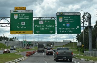 SR 16 crosses Peters Creek ahead of the northbound entrance ramp for SR 23 (First Coast Expressway) to SR 21 (Blanding Boulevard) at Middleburg.