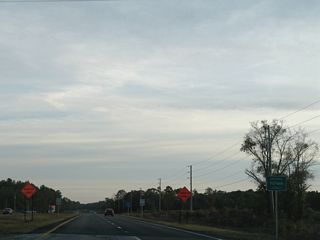 U.S. 17 south enters Putnam County.