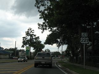 Beginning at U.S. 19/98/27 ALT and CR 361A along Jefferson Street, U.S. 221 heads 0.91 miles north to U.S. 27 (Hampton Springs Avenue).
