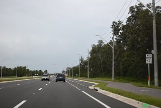 SR 52 advances west from Shady Hills Road to the Suncoast Parkway (SR 589) next.