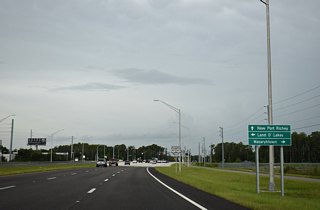 U.S. 41 joins SR 52 with Land O' Lakes and Lutz to the south and with Masaryktown ahead of Brooksville to the north.