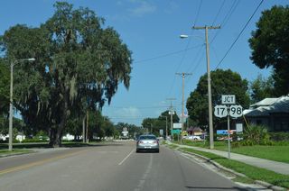 Main Street (Old SR 60A) proceeds east from L.B. Brown Avenue in Bartow to meet U.S. 17/98.
