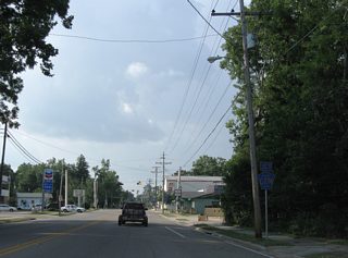 CR 274 east ties into SR 71 (Main Street) from Chipola Street at the ensuing intersection.