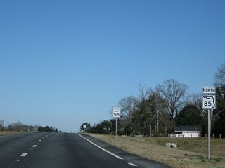 Reassurance marker posted north of Old Bethel Road west / Airport Road east (CR 188) and the Crestview city line.