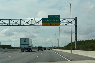 Originally named Dart Boulevard, Osceola Parkway is an arterial linking the toll road with Buenaventura Lakes to the east and north Kissimmee to the west.