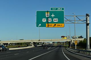 Exit 254 loops northward to SR 528 (Beachline Expressway) and U.S. 17-92-441 (OBT) from Florida's Turnpike south. The Beachline Expressway is an east-west toll road between Interstate 4 near International Drive and Interstate 95 at Cocoa.