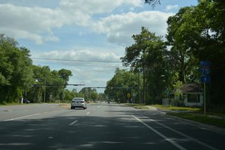 The signal at SE 7th Avenue serves Joseph Williams Elementary school.