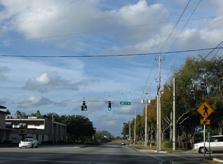 SR 549 (1st Street N) intersects Avenue F at Winter Haven Hospital.
